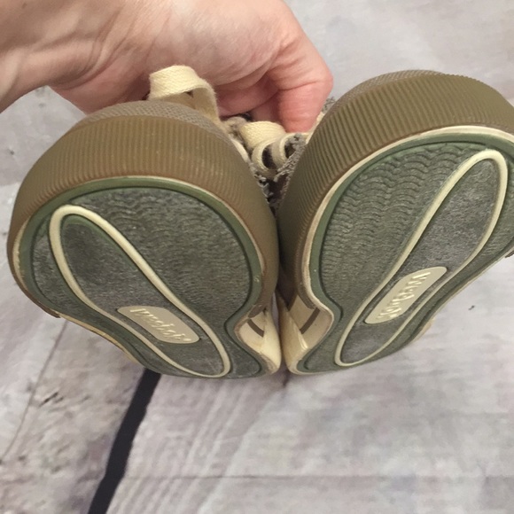 Weebok Shoes in size 10 new ! - Picture 10 of 16